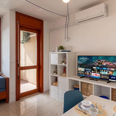 아파트 Guesthost - Nest With Sea View Terrace *