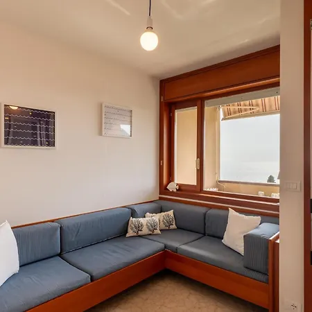 Guesthost - Nest With Sea View Terrace Lägenhet Sanremo