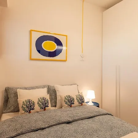 Guesthost - Nest With Sea View Terrace 아파트 *
