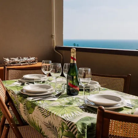Guesthost - Nest With Sea View Terrace 산레모